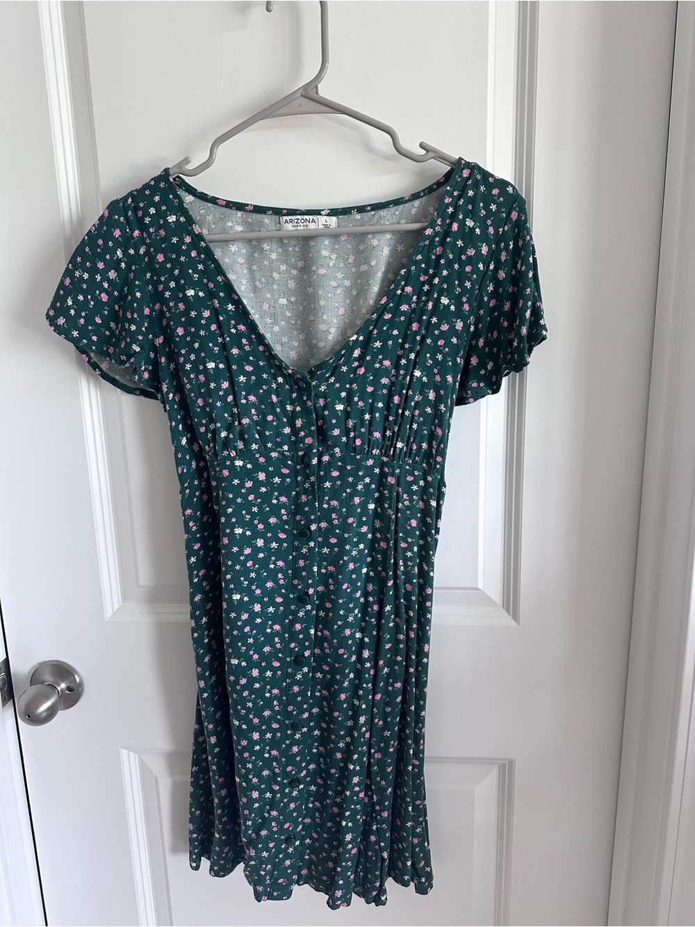 Arizona Jean Company Dark Green Floral V-Neck Mini Dress